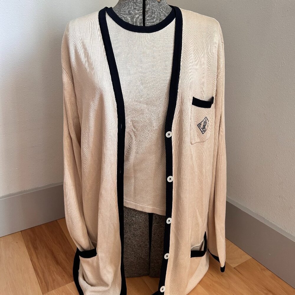 Ralph Lauren, Size Large 100% silk